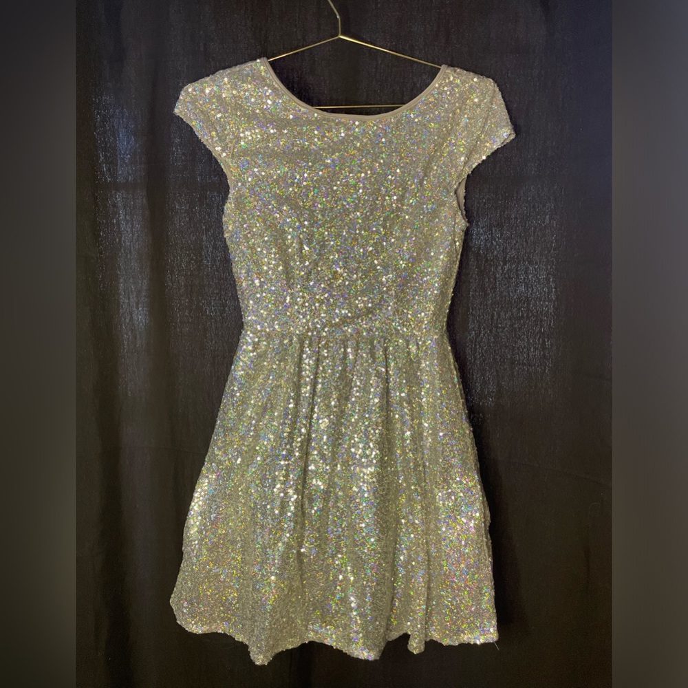 Rue 21 Silver Sequin Cap Sleeve Party/Cocktail Dress Small